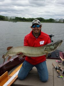 My buddy Eric with a hefty 49 he got pre-fishing with me for the metro tourney.